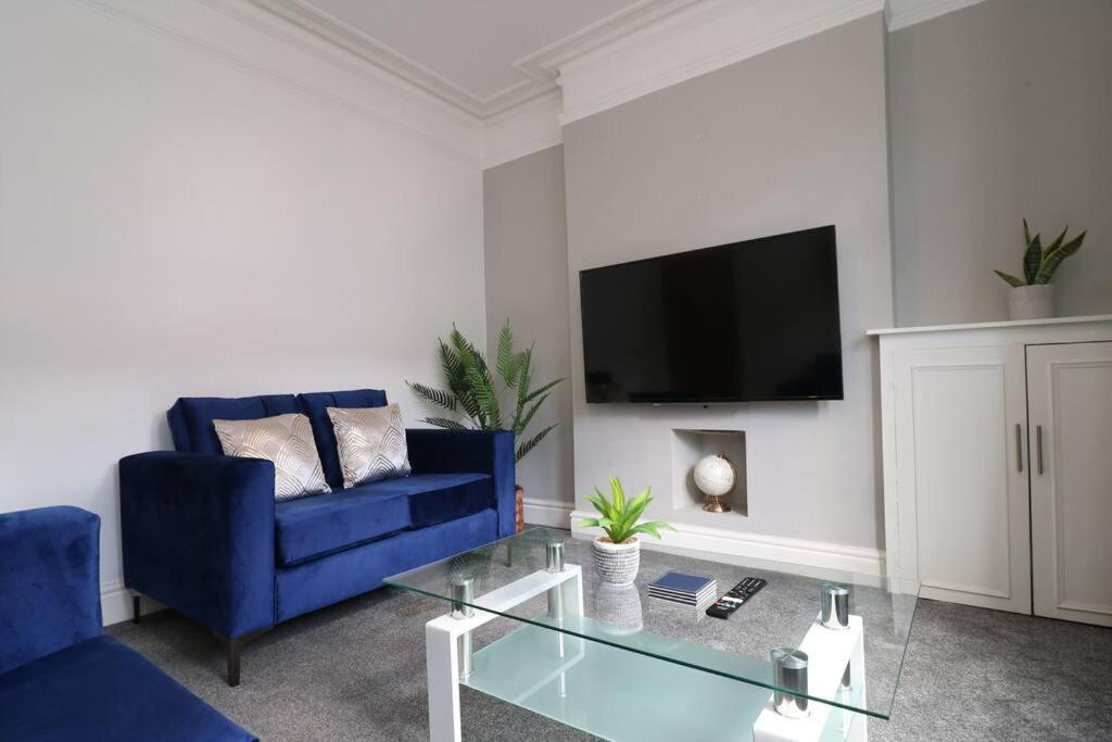 2 Bedroom Characterful House