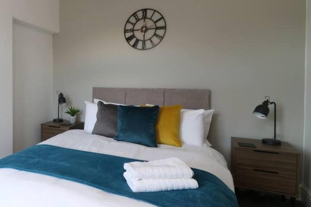 2 Bedroom Characterful House