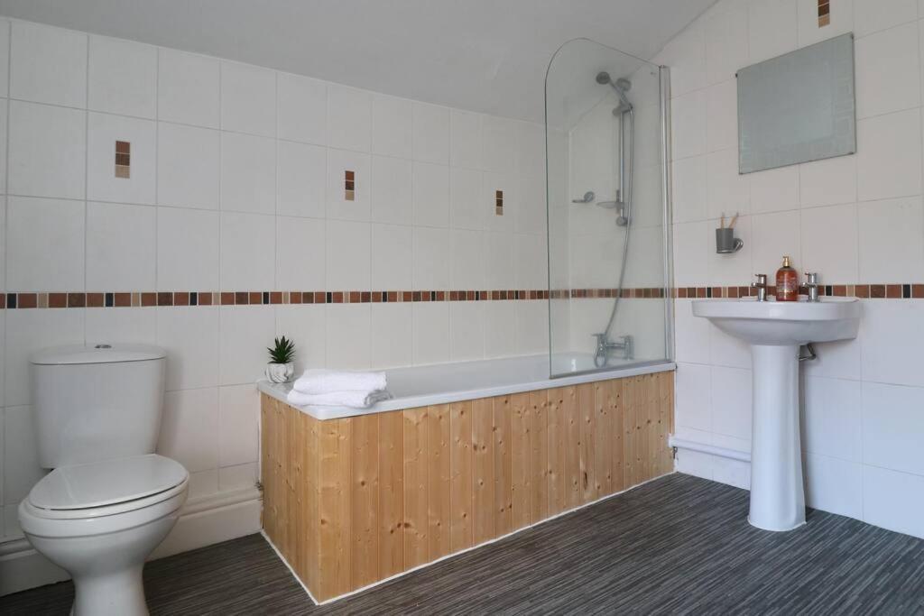 Holiday home 2 Bedroom Characterful House Lancaster